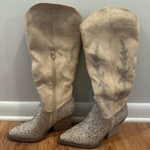 Madden Girl Apple Western Boots